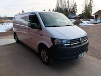 begagnad VW Transporter T30 2.0 TDI Euro 6 Lång / V-inredning