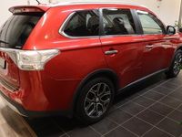 begagnad Mitsubishi Outlander 2.2 Di-D 4WD 7 sistsa 0 2015, SUV