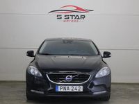 Begagnad Volvo V40 116 HK (85 kW) 2014 Svart Halvkombi