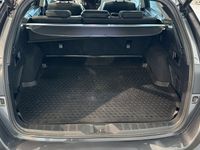 begagnad Subaru Outback 2.5 4WD XFuel FIELD / LÄDER / KAMERA / DRAG