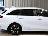 Begagnad Kia Ceed Advance 141 HK (103 kW) 2021 Vit Halvkombi