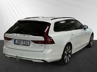 Begagnad Volvo V90 Plus 349 HK (256 kW) 2024 Vit Kombi
