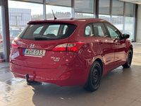 Begagnad Hyundai i30 112 HK (82 kW) 2014 Röd Kombi