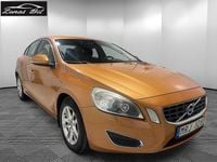 Begagnad Volvo S60 Momentum 163 HK (119 kW) 2011 Brun Sedan