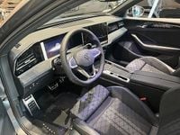 Ny VW Passat R-line 272 HK (200 kW) 2025 Mörkgrå Kombi