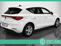 Begagnad Seat Leon Style 110 HK (80 kW) 2020 Vit Halvkombi