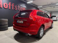 Begagnad Volvo XC60 R-Design 220 HK (161 kW) 2016 Röd SUV