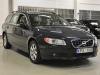 Begagnad Volvo V70 Momentum 163 HK (119 kW) 2010 Grå Kombi