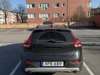 begagnad Volvo V40 CC D3 Momentum Euro 6, Black edition