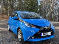 begagnad Toyota Aygo 1.0 5-D X-PLAY TOUCH
