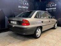 Begagnad Opel Astra 101 HK (74 kW) 1996 Grå Sedan