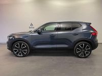 Begagnad Volvo XC40 Pro 200 HK (147 kW) 2021 Mörkblå SUV