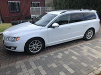 begagnad Volvo V70 D5 -14 momenten