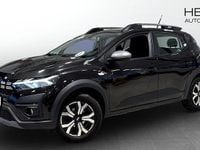 Begagnad Dacia Sandero Expression 91 HK (66 kW) 2022 Svart Halvkombi