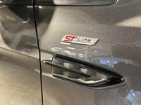 Begagnad Ford Kuga Business Edition 182 HK (133 kW) 2017 Grå SUV