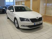 Begagnad Skoda Superb LAURIN & KLEMENT 190 HK (139 kW) 2017 Vit Kombi