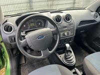 Begagnad Ford Fiesta 80 HK (58 kW) 2006 Halvkombi