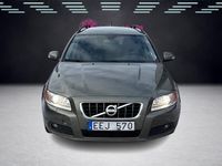 Begagnad Volvo V70 Momentum 175 HK (128 kW) 2009 Grön Kombi