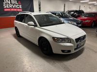 Begagnad Volvo V50 Momentum 116 HK (85 kW) 2012 Vit Kombi