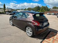 begagnad Peugeot 208 3-dörrar 1.6 THP Euro 5, 11000MIL