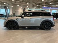 begagnad Mini Cooper Countryman SE All4 220HK / Experience / Nyservad