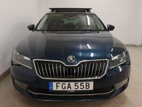 Begagnad Skoda Superb LAURIN & KLEMENT 180 HK (132 kW) 2017 Mörkblå Kombi