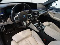 begagnad BMW 520 d xDrive Touring M-Sport Innovation Edition 190hk