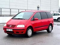 Begagnad VW Sharan 150 HK (110 kW) 2003 Röd Minibuss