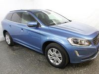 Begagnad Volvo XC60 Momentum 181 HK (133 kW) 2014 Blå SUV