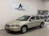 Begagnad Volvo V70 Kinetic 140 HK (102 kW) 2006 Grön Kombi