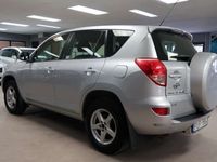 begagnad Toyota RAV4 2.0 VVT-i 4x4 Euro 4 m-värmare