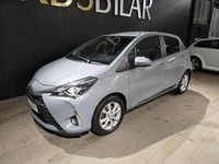 Begagnad Toyota Yaris Active 112 HK (82 kW) 2019 Grå Halvkombi