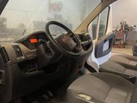 begagnad Peugeot Boxer Van 330 2.2 HDi Euro 5