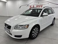 Begagnad Volvo V50 Kinetic 114 HK (83 kW) 2011 Vit Kombi