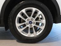 begagnad Ford Kuga Titanium Plug-In Hybrid 225 hk | 64 km räckvidd