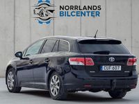 Begagnad Toyota Avensis Executive 152 HK (111 kW) 2010 Svart Kombi