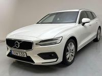 Begagnad Volvo V60 Momentum 197 HK (144 kW) 2021 Vit Kombi