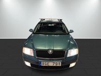 Begagnad Skoda Octavia 150 HK (110 kW) 2006 Ljusgrön (grön) Kombi