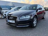 Begagnad Audi A3 105 HK (77 kW) 2011 Grå Halvkombi