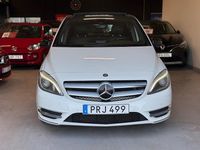 Begagnad Mercedes B220 184 HK (135 kW) 2014 Vit Minibuss