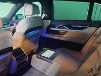 Begagnad BMW 740L M Sport 326 HK (239 kW) 2019 Svart metallic Sedan