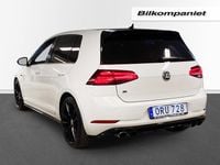Begagnad VW Golf VII R 314 HK (230 kW) 2018 Vit Halvkombi