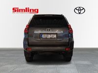 begagnad Toyota Land Cruiser 2.8 D-4D 4WD Premium / 7-Sits / Vinterhjul