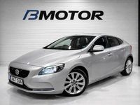 Begagnad Volvo V40 Momentum 120 HK (88 kW) 2015 Silver Halvkombi