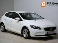Begagnad Volvo V40 Kinetic 120 HK (88 kW) 2017 Vit Halvkombi