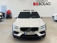 Begagnad Volvo V60 CC Momentum 200 HK (147 kW) 2019 Vit Kombi