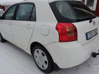 begagnad Toyota Corolla Verso Corolla 5D NYSERV DRAG MVG INBYTE BRA SKICK 2002, Kombi