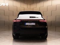 begagnad Porsche Cayenne E-Hybrid Platinum Edition / 22" / OBS SPEC /