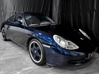 Begagnad Porsche 911 Carrera 4 301 HK (221 kW) 2001 Blå Sportkupé