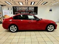 Begagnad BMW 320 Sport Line 184 HK (135 kW) 2013 Röd Sedan